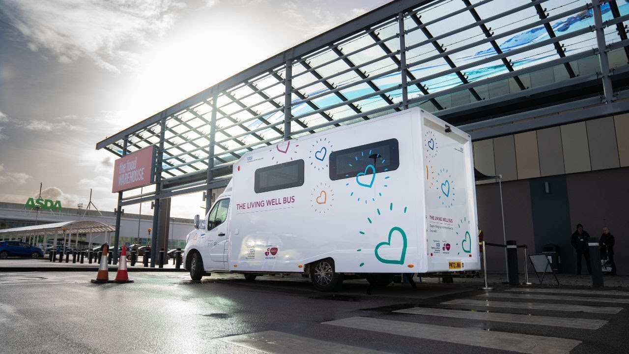 The Living Well Bus | Cheshire and Wirral Partnership NHS Foundation Trust