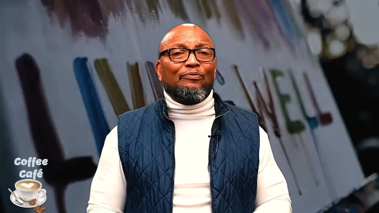 “LIVING WELL” Coffee Café